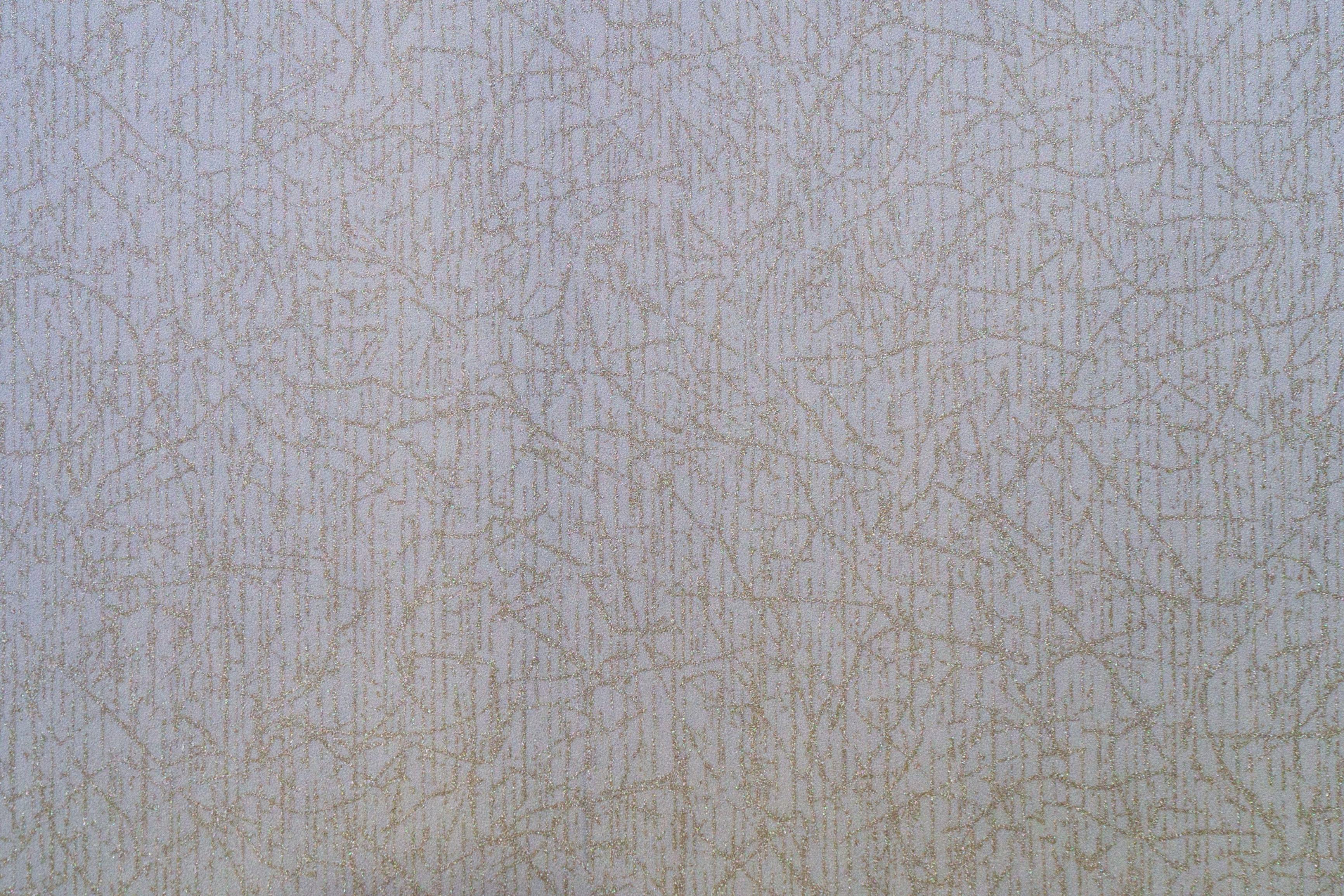 Lilac Mist wallpaper with soft crackle texture in lilac and grey