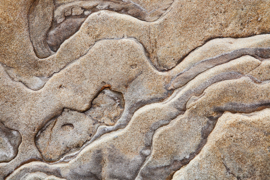 Sandstone Flow, peel and stick wallpaper, naturally flowing lines and layered textures echo the beauty of wind-shaped