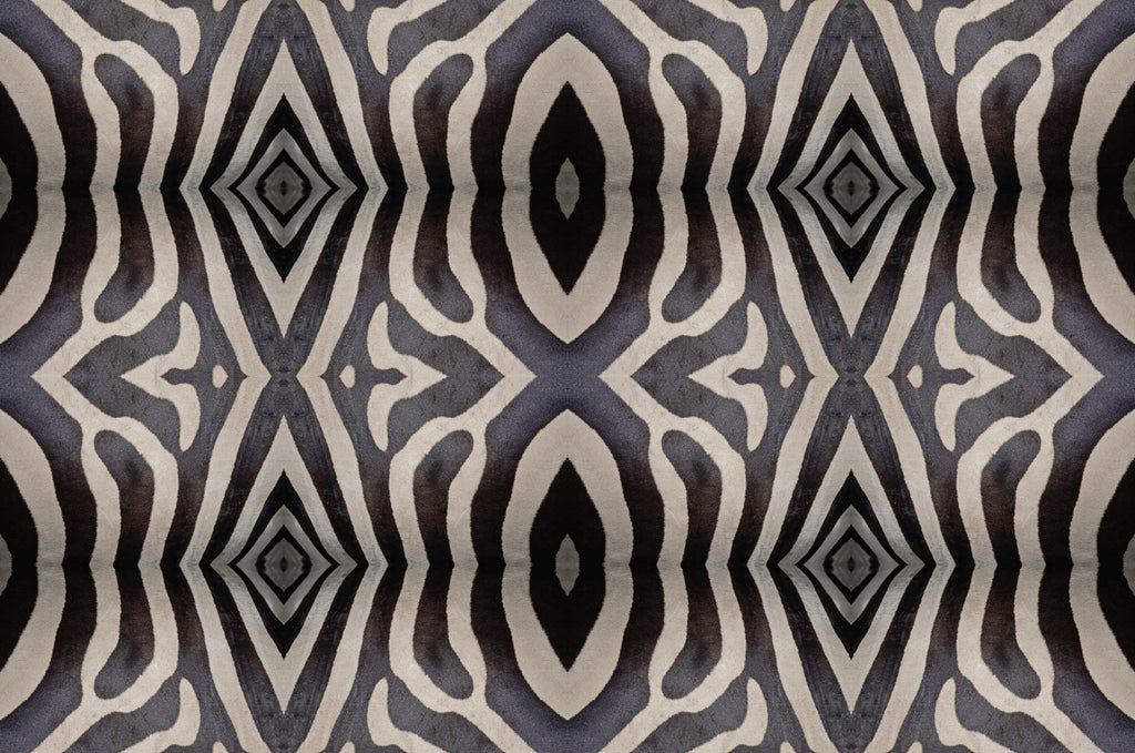 Ikat Diamond wallpaper in black and cream diamonds